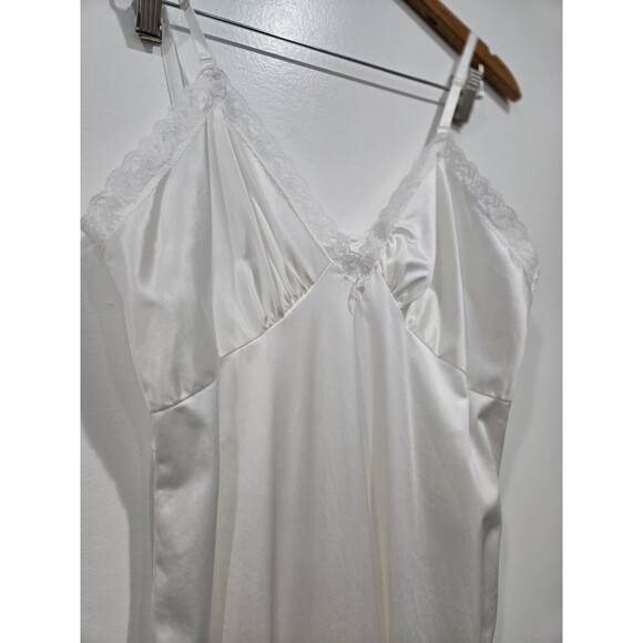 Vintage Beau-Trix White Maxi Slip Dress Woman Sz 40 white Nylon Romantic Lace - Picture 2 of 7